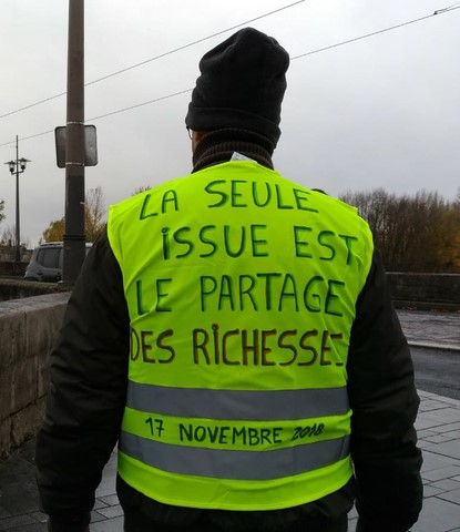 Gilet jaune image cocasse sur https://www.blagues-en-stock.org