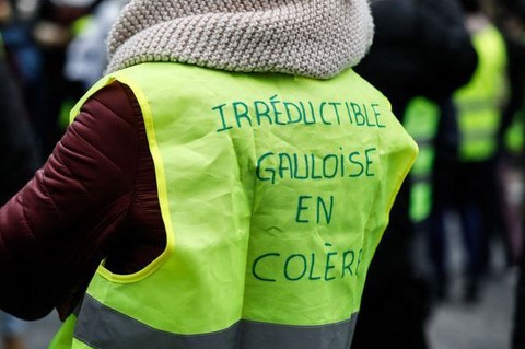 Gilet jaune image cocasse sur https://www.blagues-en-stock.org