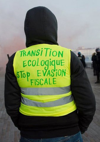 Gilet jaune image cocasse sur https://www.blagues-en-stock.org