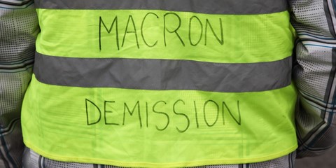 Gilet jaune image cocasse sur https://www.blagues-en-stock.org