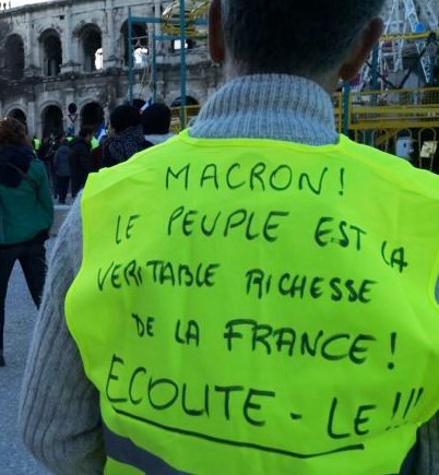 Gilet jaune image cocasse sur https://www.blagues-en-stock.org