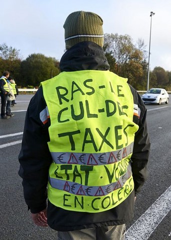 Gilet jaune image cocasse sur https://www.blagues-en-stock.org